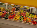 Puestos de fruta en el Mercado de Melilla