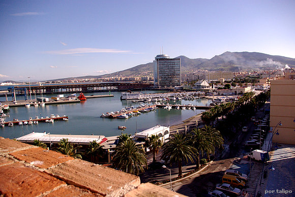 Puerto de Melilla, desde la Fortaleza