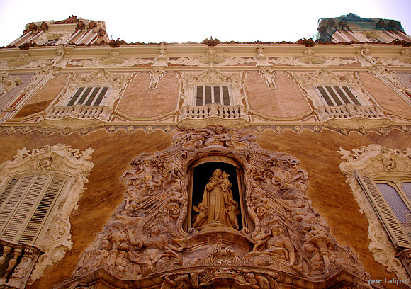 Fachada del palacio del Marqués de Dos Aguas