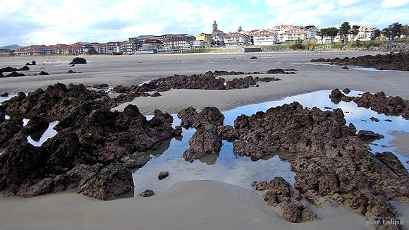 Noja, desde la playa de Trengandín