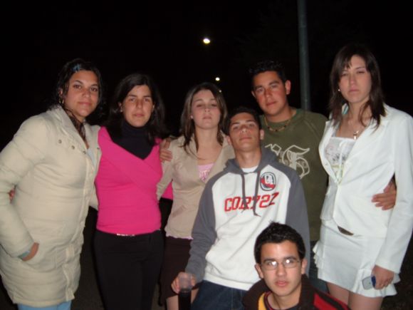 hace tres añiyos..