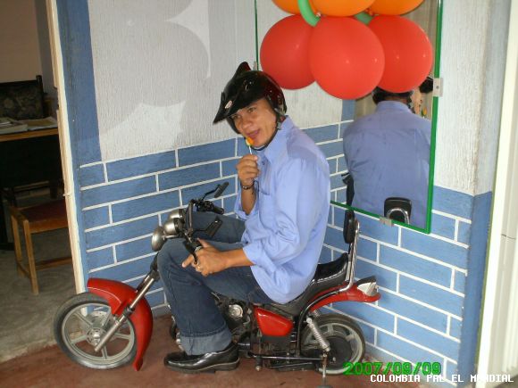 ESE ES UN PAYASO