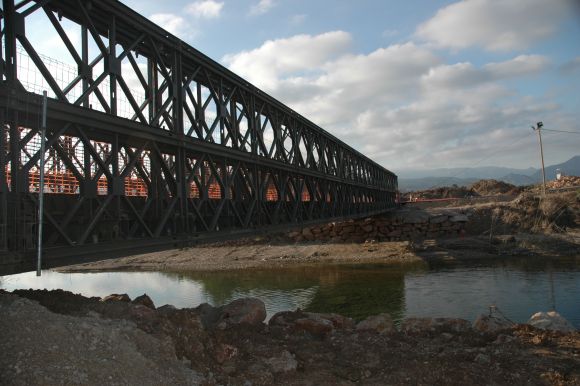 Puente provisional en Beniarbeig
