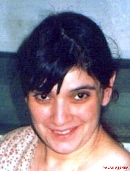 MÓNICA
