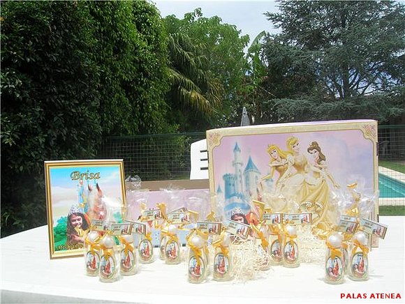SOUVENIRS DEL CUMPLE DE BRISA