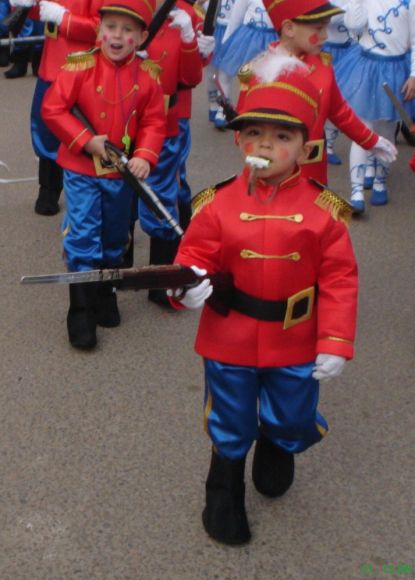 VAYA SOLDADITO MAS CHULO (ES MI SOBRINO)
