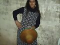 POSE DE TO&Ntilde;I SALAZAR