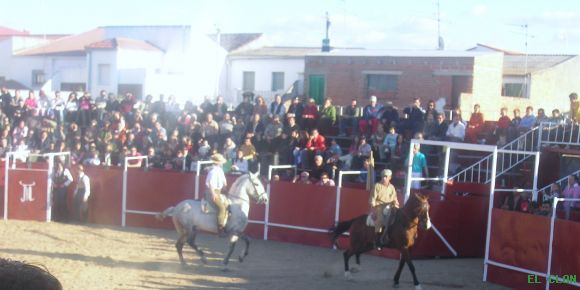 ESOS JINETES GARROVILLANOS