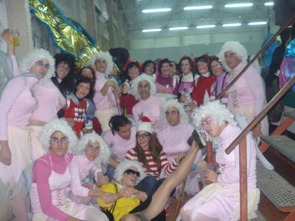 LOS ARREBUSCAOS CON LAS JOYIS, VIVAN TODOS ELLOS