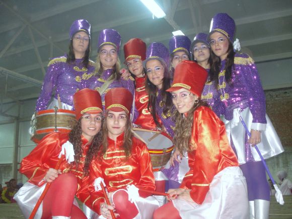 QUE BUENA QUE ESTAN LAS TEKES, VIVAN ELLAS !