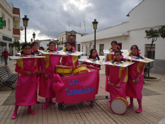 A MI ME DABAN DOS, TRES, CUATRO......