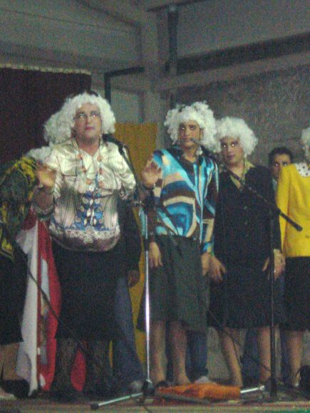 COMO HIEDE A PRINGE. ¡ CHURRERIA, CHURRERIA !.....