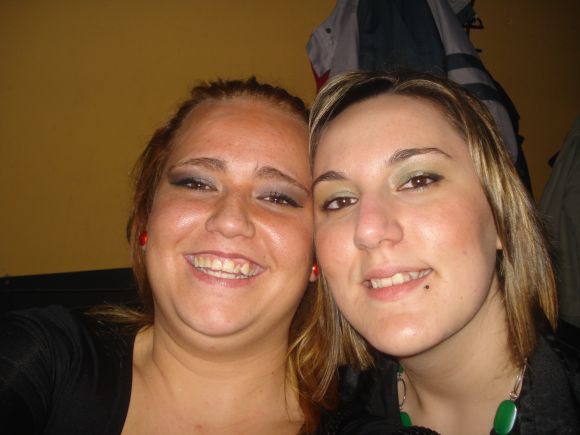 DOS PIMAS MUY PIMAS. UN BESAZO PA LETI Y MYLA