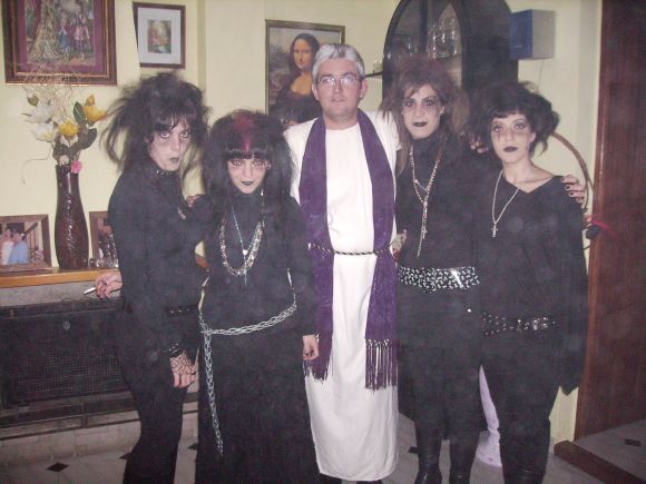 ALGUNAS DE LAS JOYIS Y YO EN HALLOWEEN