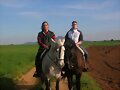 LOS JOVENES JINETES, JULIO Y PIRULO