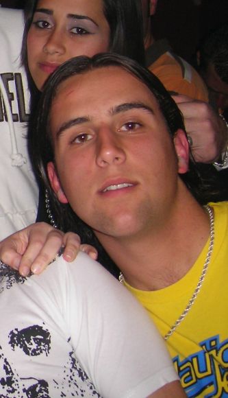 JULIO COMO SIEMPRE CON SUS POSES