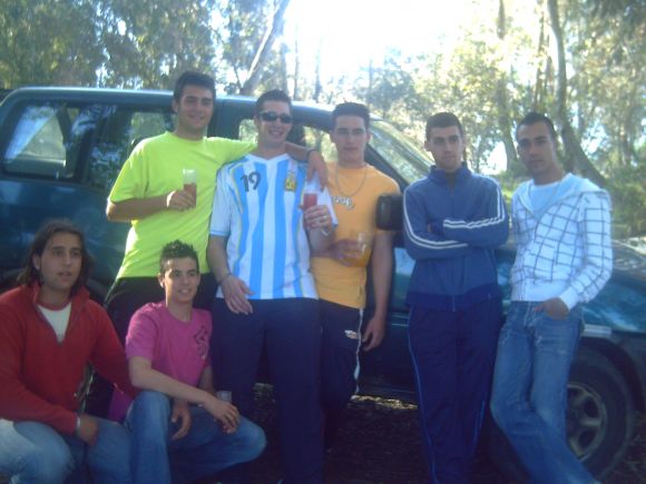 LOS JOVENES JINETES