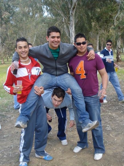 AMIGOS DEL CHAVE, AL CIELO CON EL