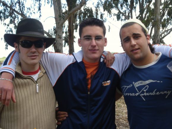 JUAN PABLO, JAVIER Y JULIO