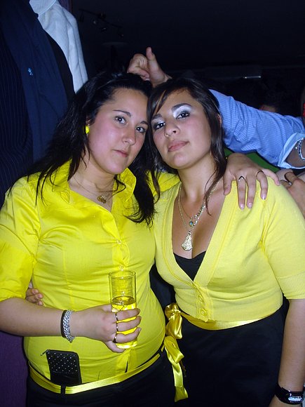 ELISABETH Y ELENA