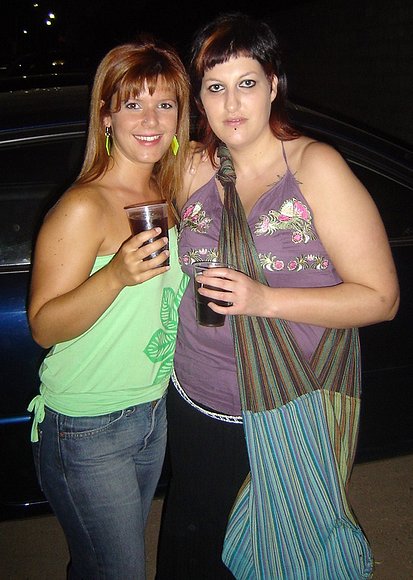 MIS DOS AMORES, VANESA Y ESTHER