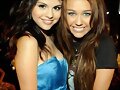 miley y selena