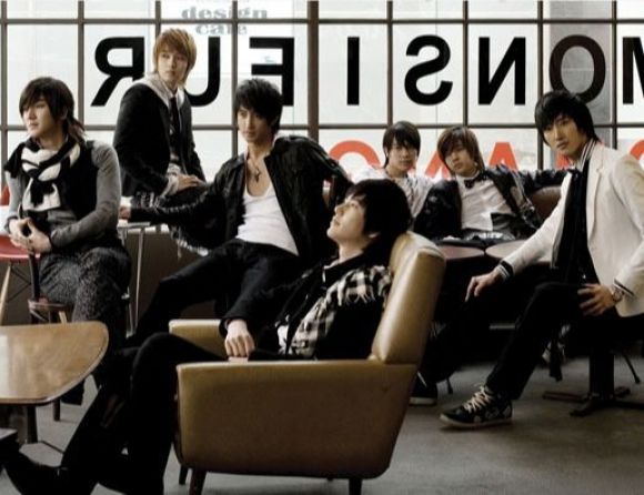 suju M