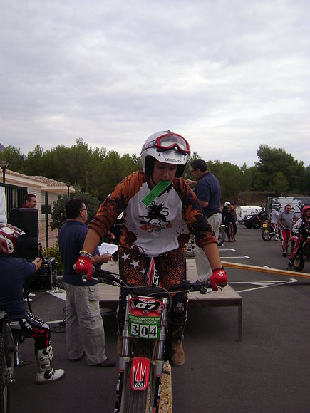 Neus en la salida *-