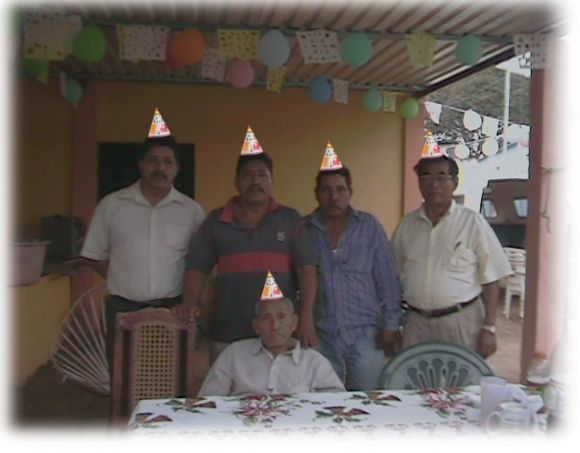 :: De Fiesta :: El tio Eutiquio y sus 93 años.