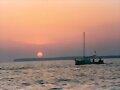 PUESTA DE SOL CON LLA&Uuml;T