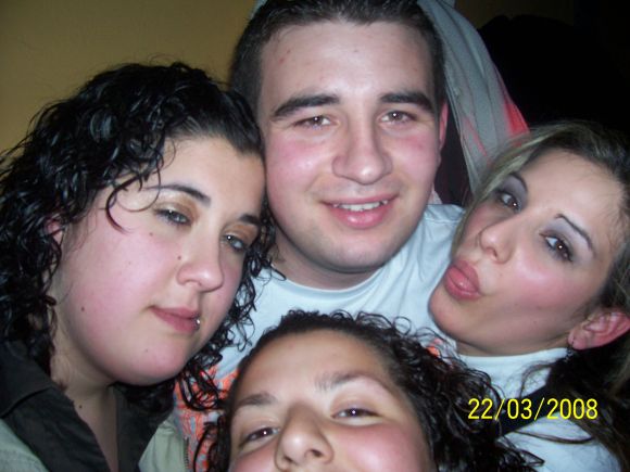 ay mirian que no se te ve apenas