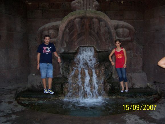 juan pablo y inma en la fuente