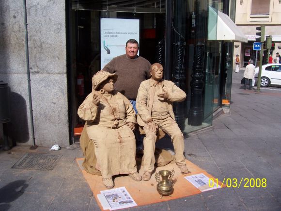 pablo en madrid con la pareja de barros