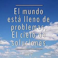 La palabra crea su propio universo.