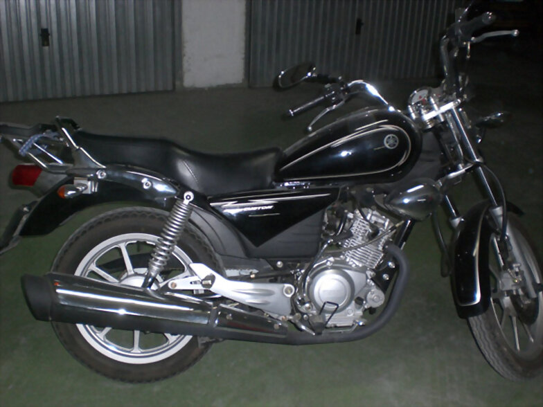 YAMAHA  YBR 125 Custom
