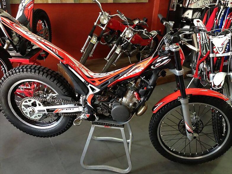 BETA EVO 2012  MOTOS GRACIA 655891006