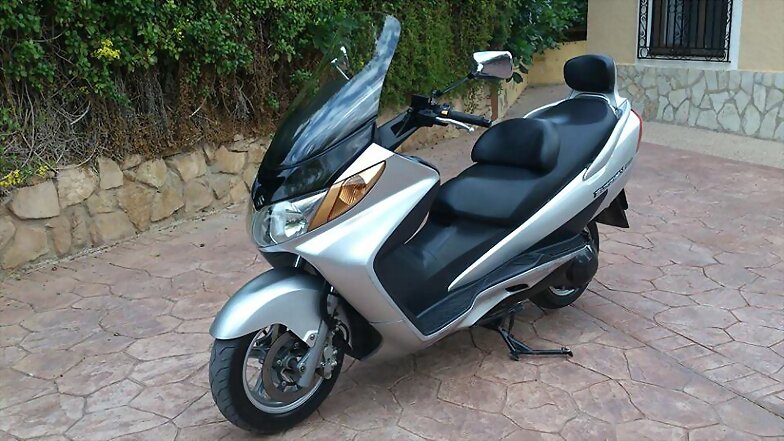 Se vende 1900 euros 250cc