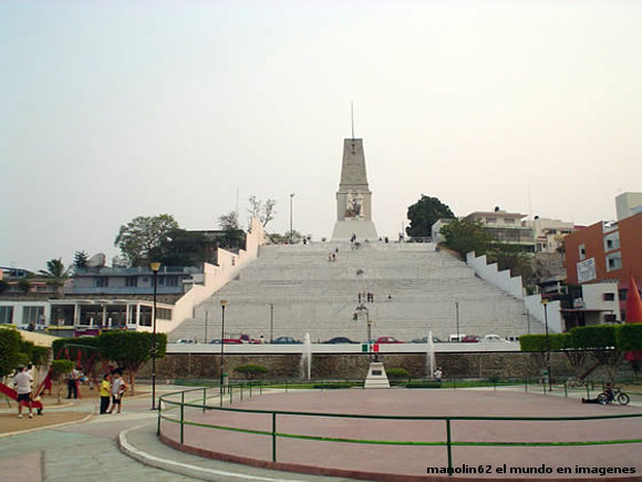 monumento a la anesxion Tuxtla Gutierrez mexico