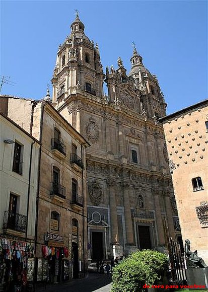 clerecia y casa de las conchas