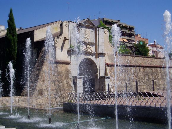 Puerta Pilar