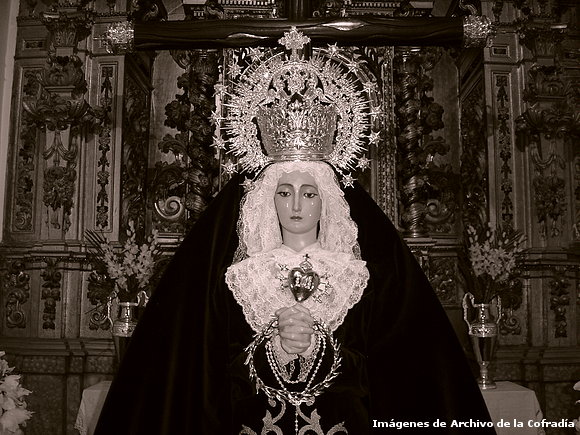 Foto de Mª Stma. de la Soledad en nuestra capilla