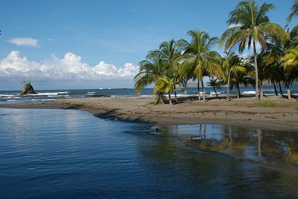 Playa Puerto Carrillo