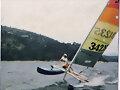 Catamar&aacute;n navegando sobre un solo pat&iacute;n