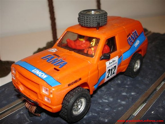 scalextric nissan patrol fanta naranja