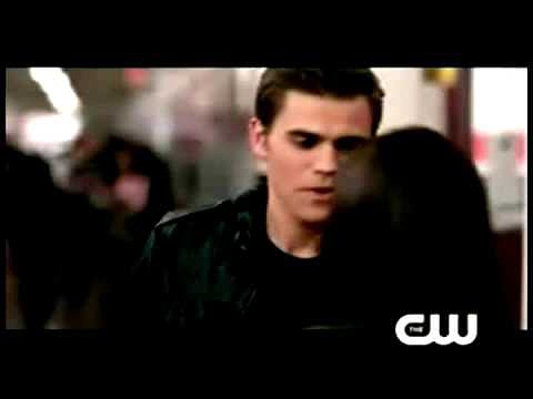 the vampire diaries  musik Daughtry - Crashed