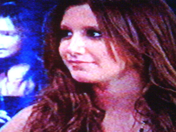 Ashley tisdale!! Gracias a yuli por avisarme : *