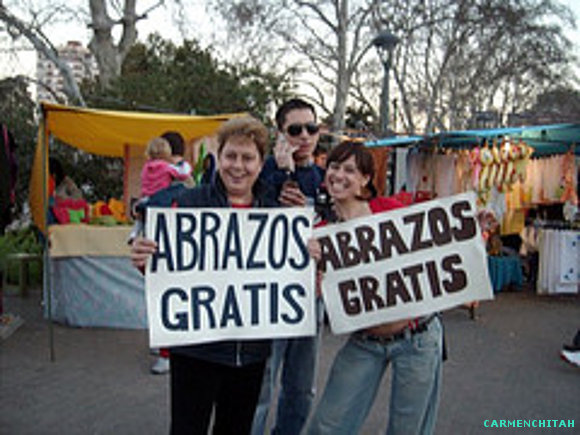 NECESITABA UN ABRAZO