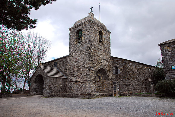 IGLESIA - SANTUARIO DE "O CEBREIRO"