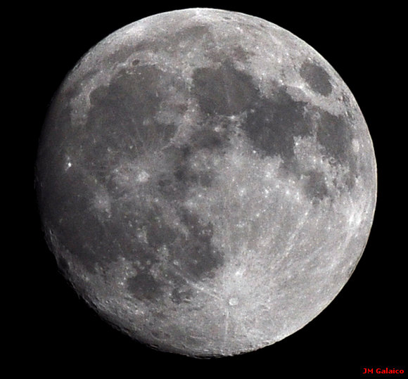 "LUNA DE ENERO Y AMOR PRIMERO NO TIENEN COMPAÑERO"
