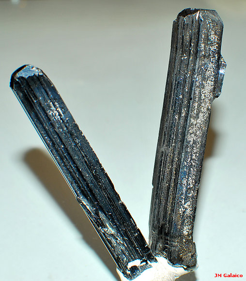 ESTIBINA O ANTIMONITA